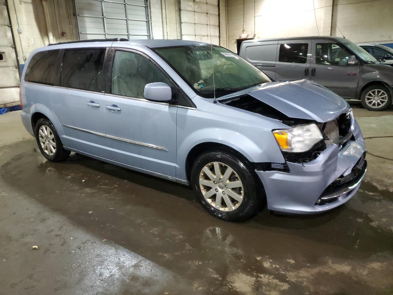 CHRYSLER TOWN & COUNTRY TOURING