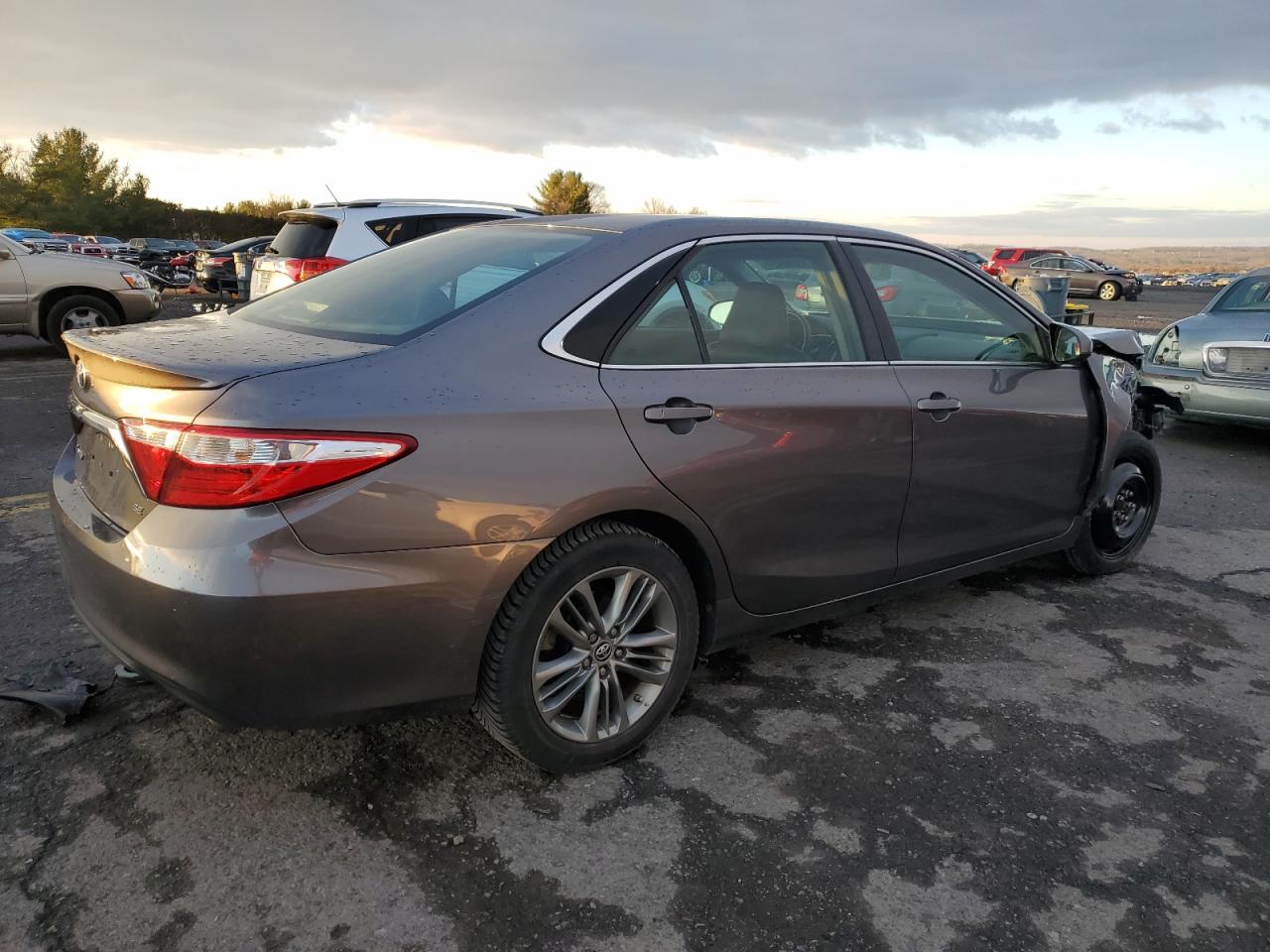 Lot #3033237900 2015 TOYOTA CAMRY LE