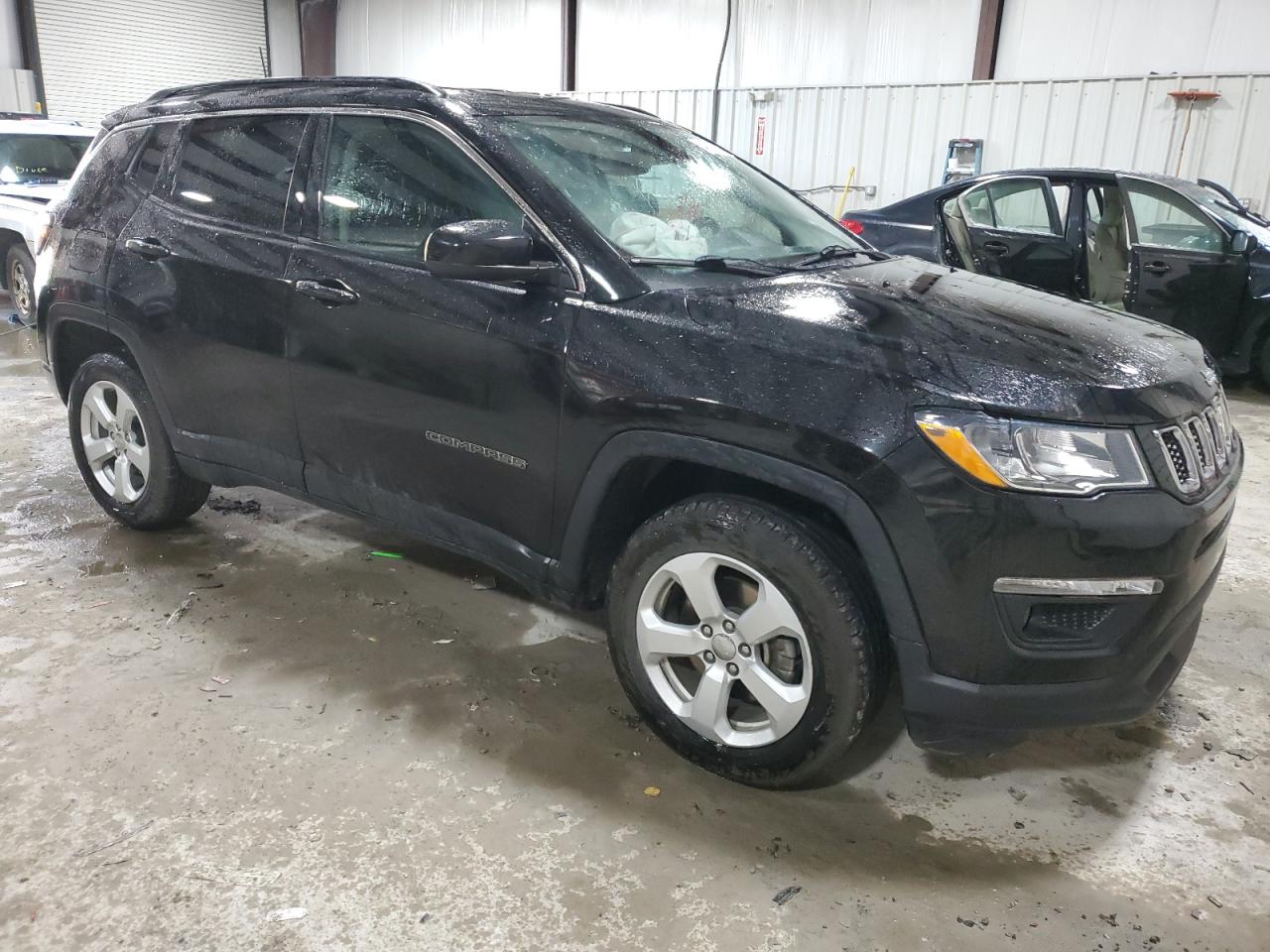 Lot #3033360877 2019 JEEP COMPASS LA