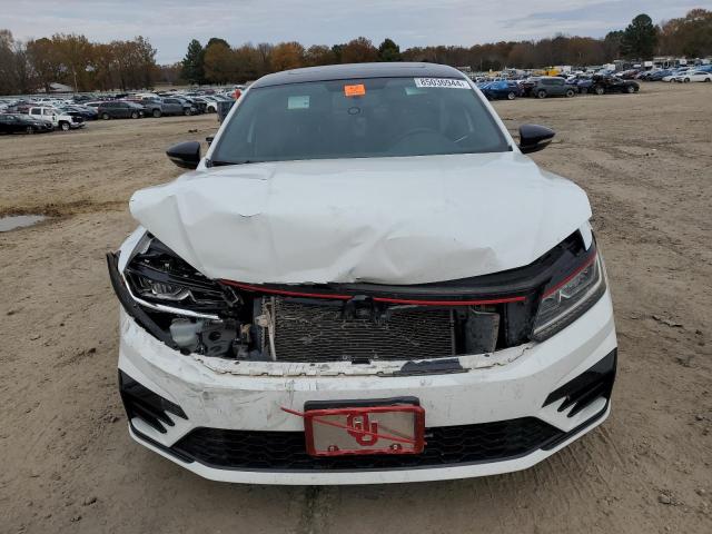 2018 VOLKSWAGEN PASSAT GT 1VWJM7A31JC028798