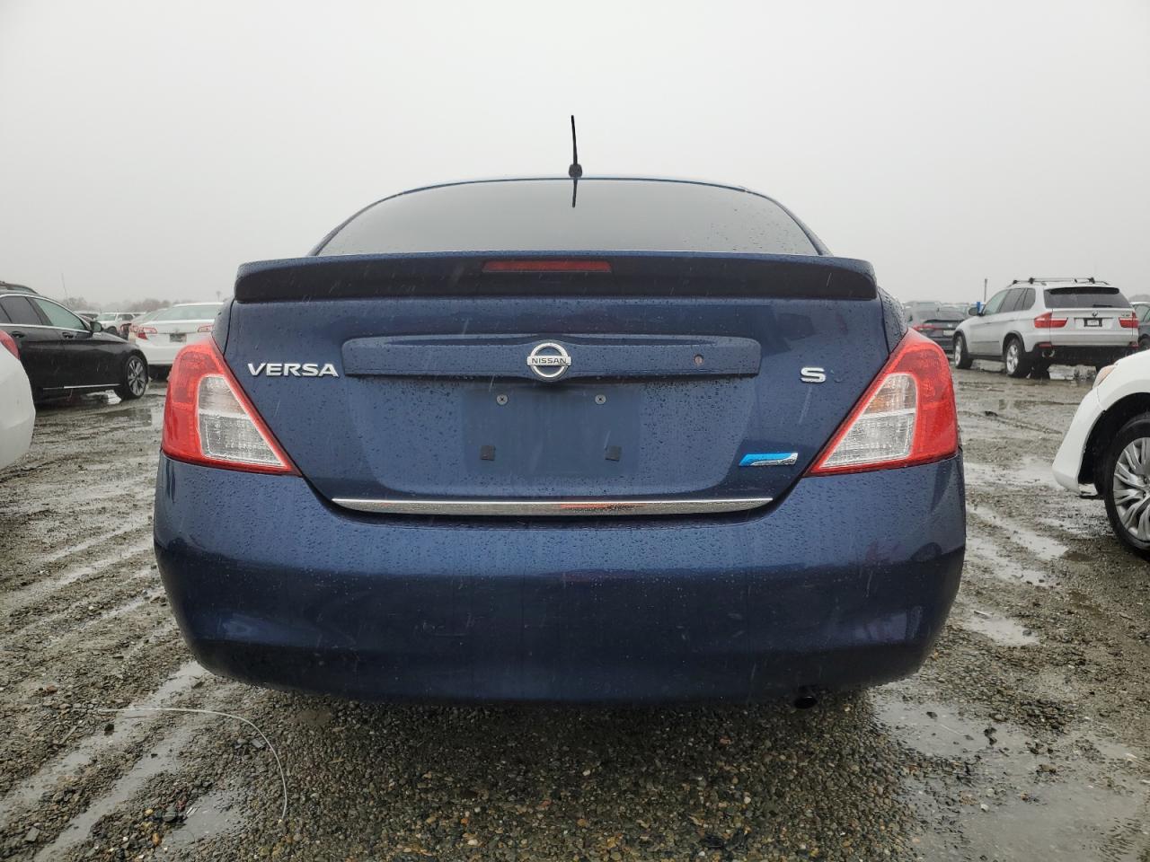 Lot #3033349817 2014 NISSAN VERSA S