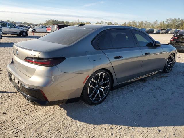 VIN WBA33EJ09PCL80977 2023 BMW 760 XI no.3