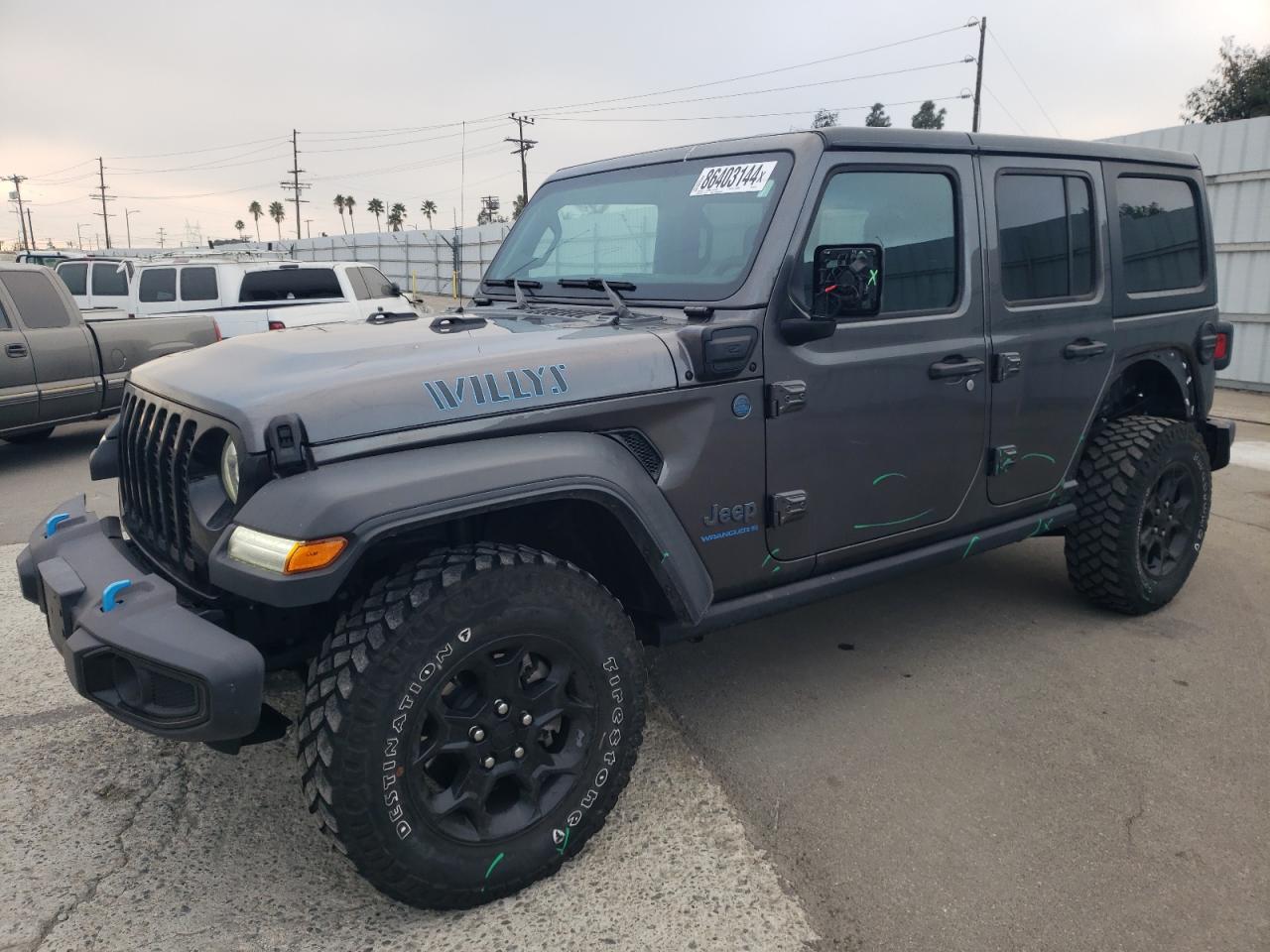  Salvage Jeep Wrangler