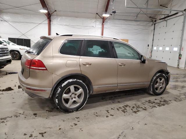 2016 VOLKSWAGEN TOUAREG SP WVGEF9BP3GD010197