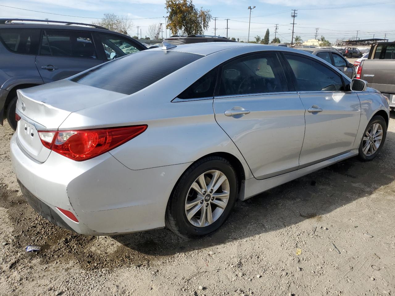 Lot #3025925947 2014 HYUNDAI SONATA GLS