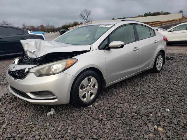 VIN KNAFK4A60F5298847 2015 KIA FORTE no.1