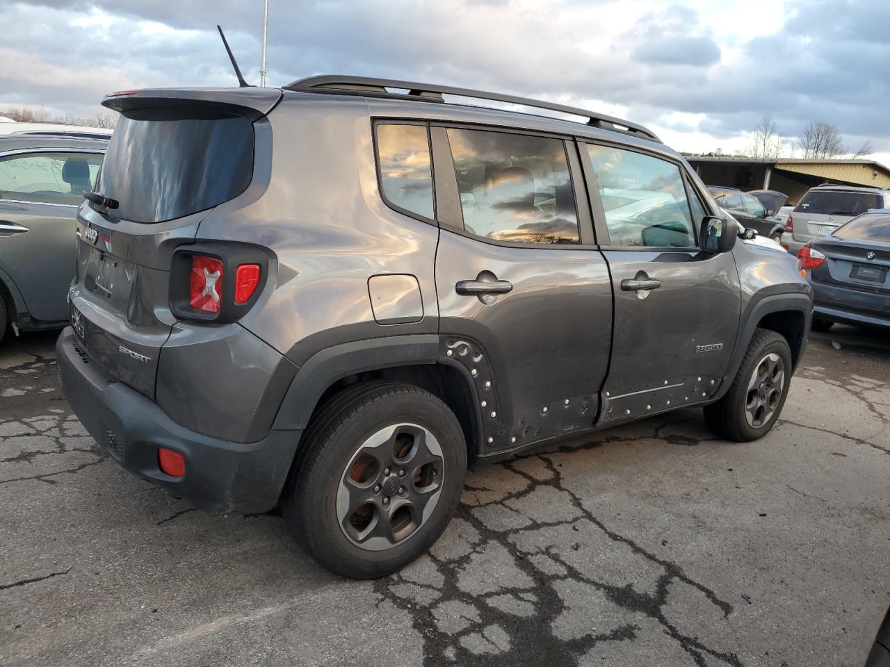 Lot #3024364611 2016 JEEP RENEGADE S