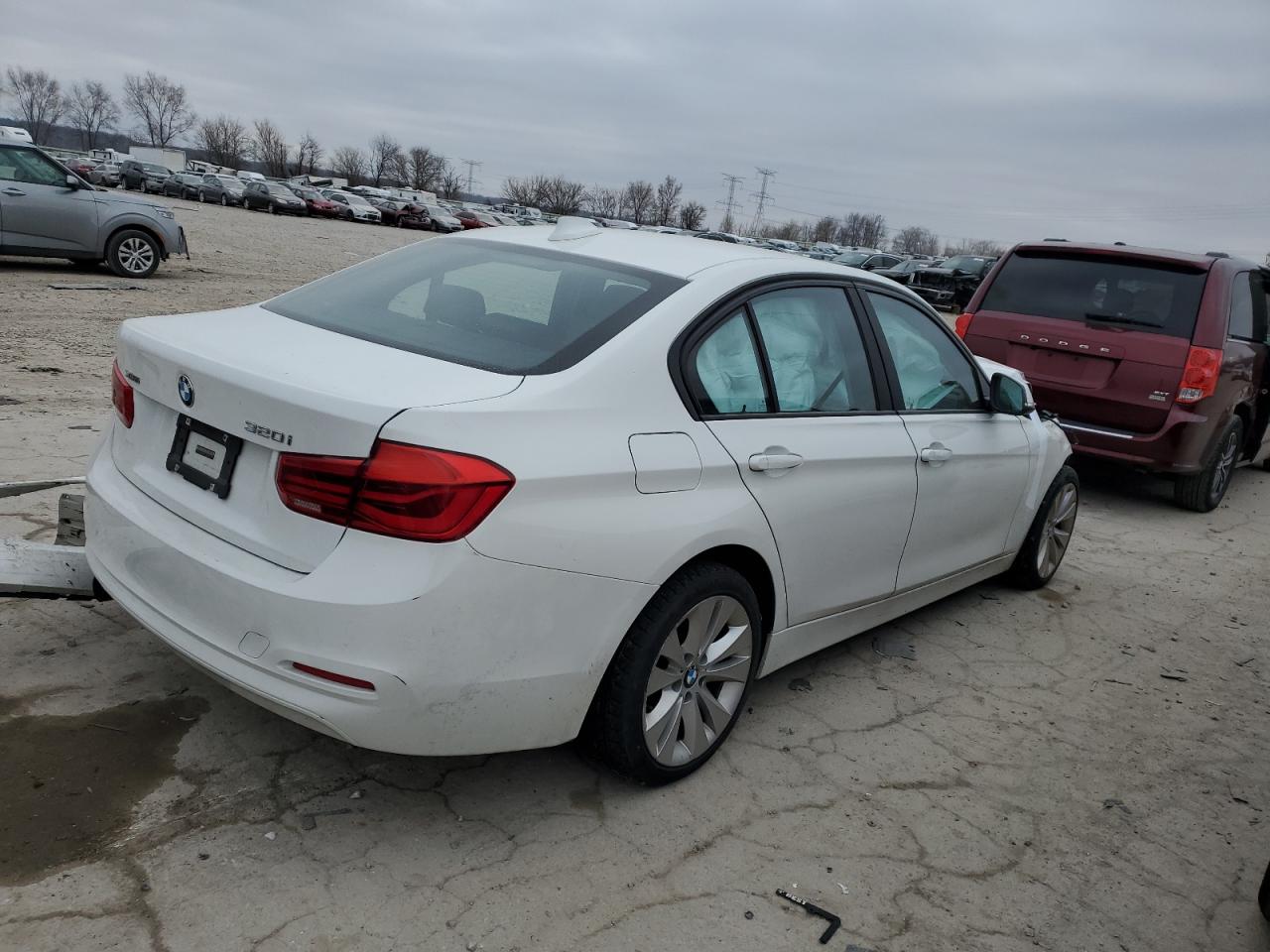 Lot #3308842757 2016 BMW 320 XI