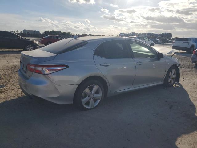 Vin: 4t1c11ak2lu939787, lot: 82628534, toyota camry le 20203