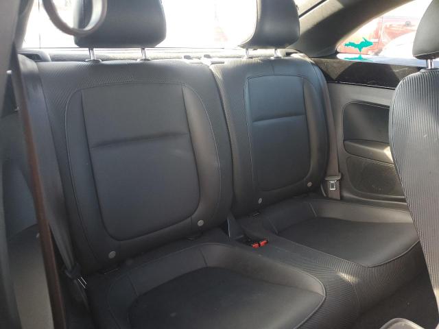 2017 VOLKSWAGEN BEETLE SE 3VWJ17AT6HM614656