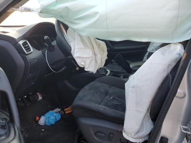 2015 NISSAN ROGUE S/SL KNMAT2MT4FP514090