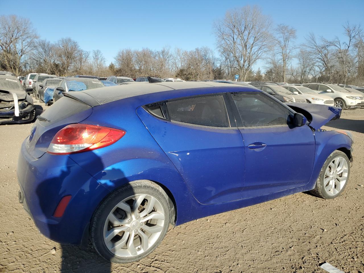 Lot #3033273806 2012 HYUNDAI VELOSTER