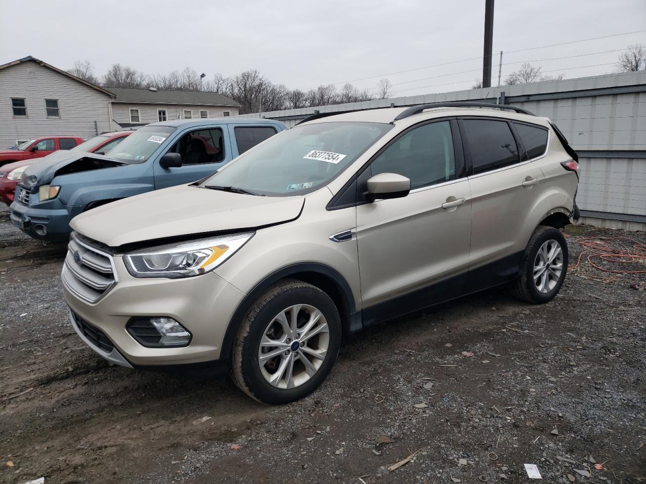 Lot #3045657673 2017 FORD ESCAPE SE