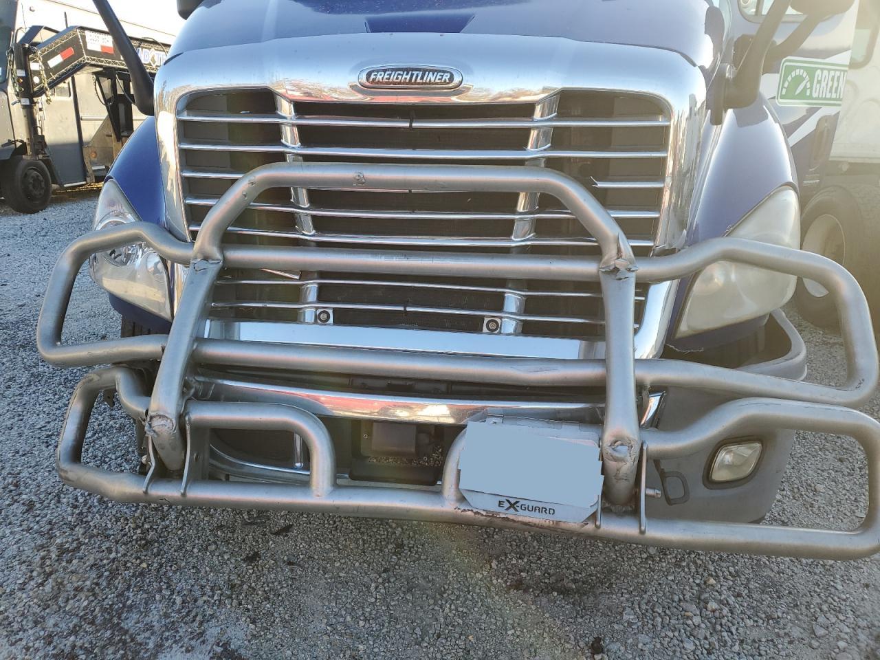 Lot #3037841274 2015 FREIGHTLINER CASCADIA 1