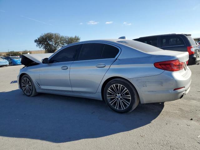 VIN WBAJA5C57KWW06737 2019 BMW 5 SERIES no.2