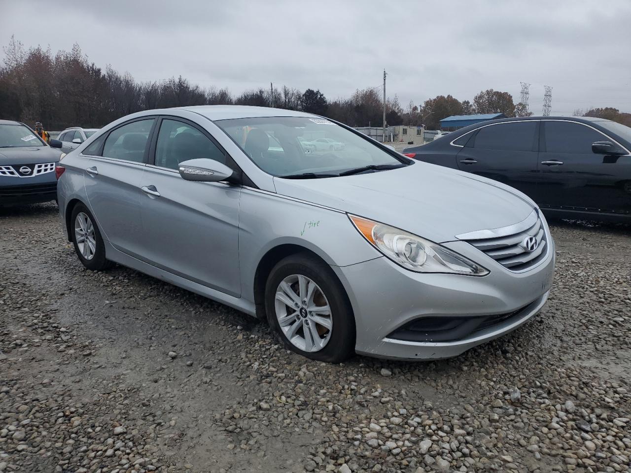 Lot #3024153871 2014 HYUNDAI SONATA GLS