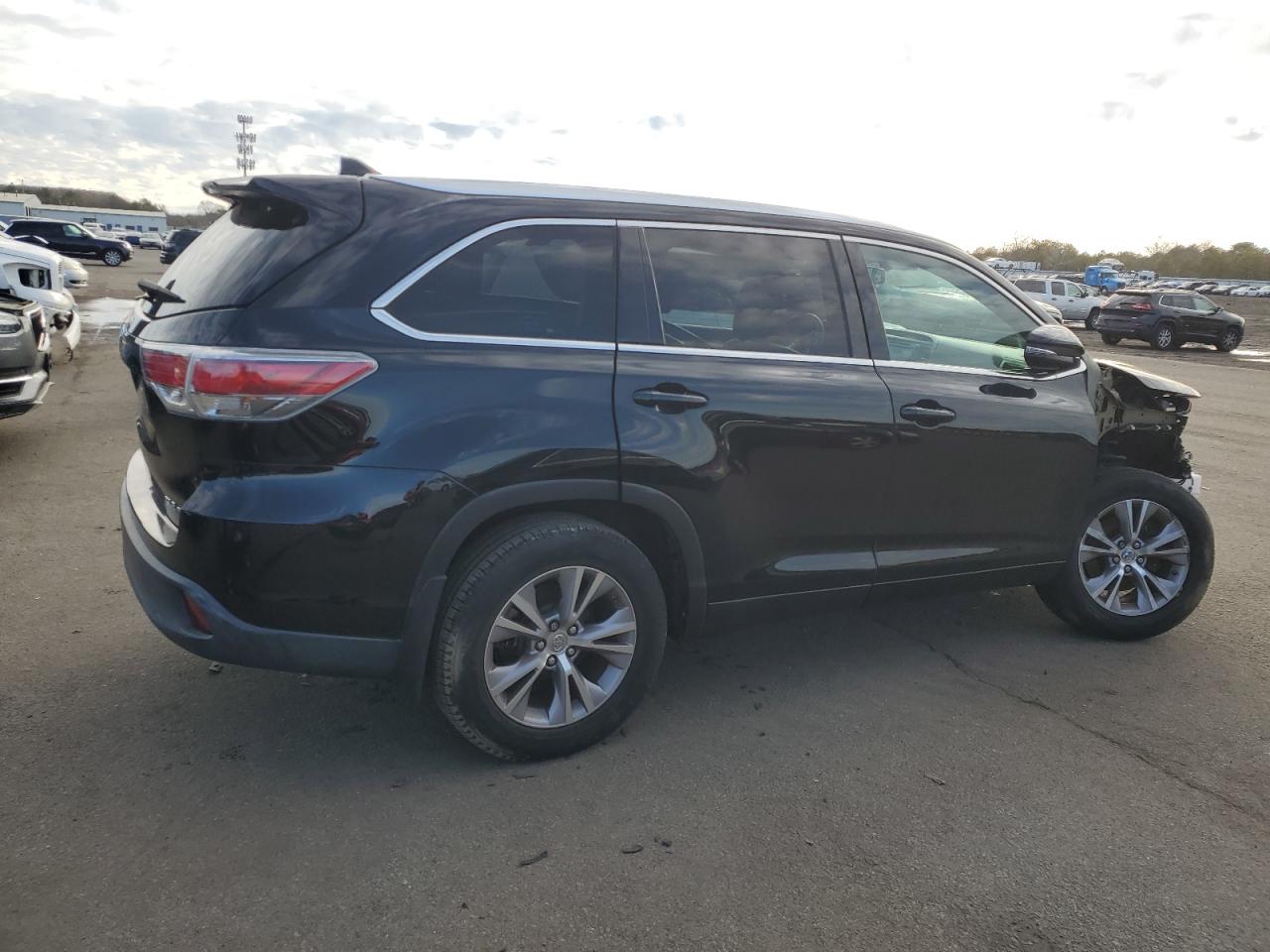 Lot #3045792638 2014 TOYOTA HIGHLANDER