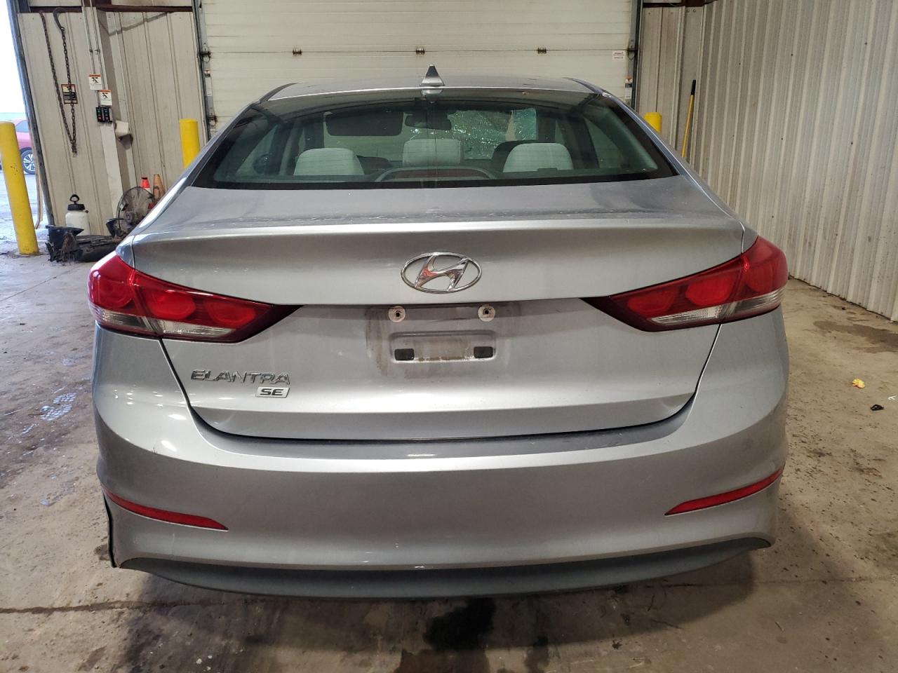 Lot #3044393839 2017 HYUNDAI ELANTRA SE