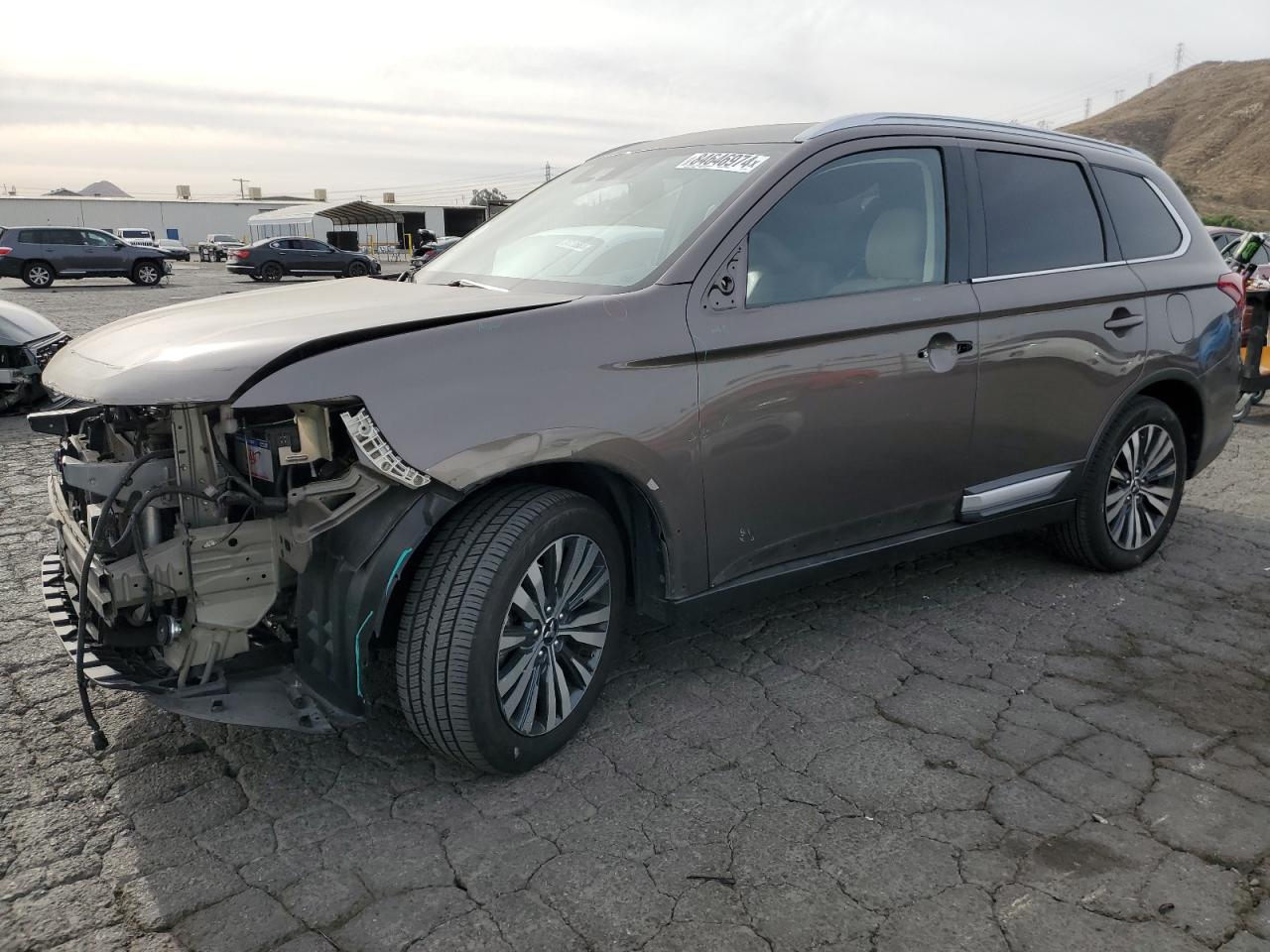  Salvage Mitsubishi Outlander