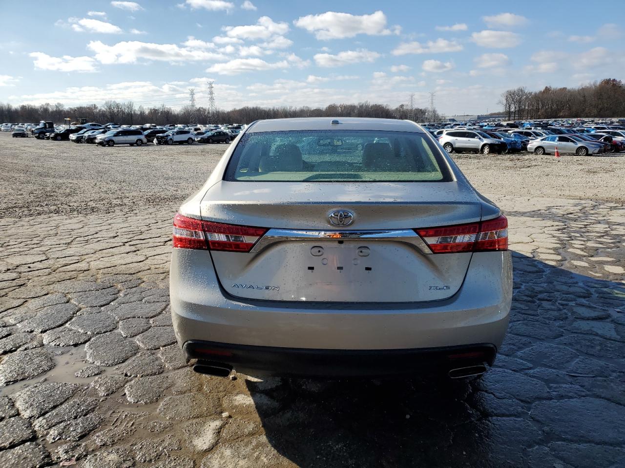 Lot #3034494784 2015 TOYOTA AVALON XLE