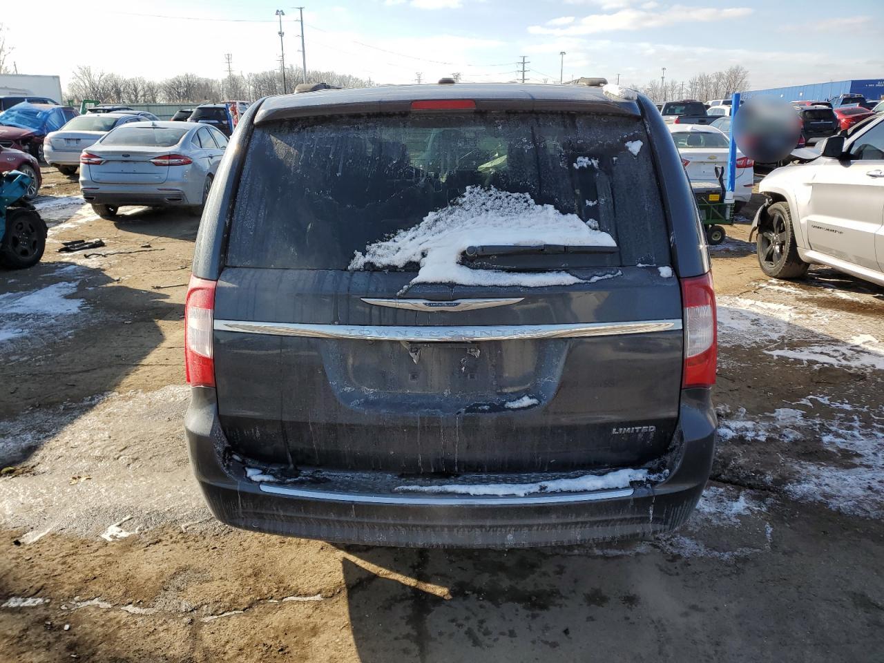 Lot #3034318091 2014 CHRYSLER TOWN & COU