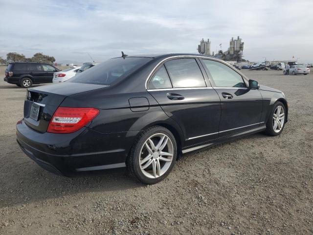 VIN WDDGF4HB2DA829488 2013 MERCEDES-BENZ C-CLASS no.3