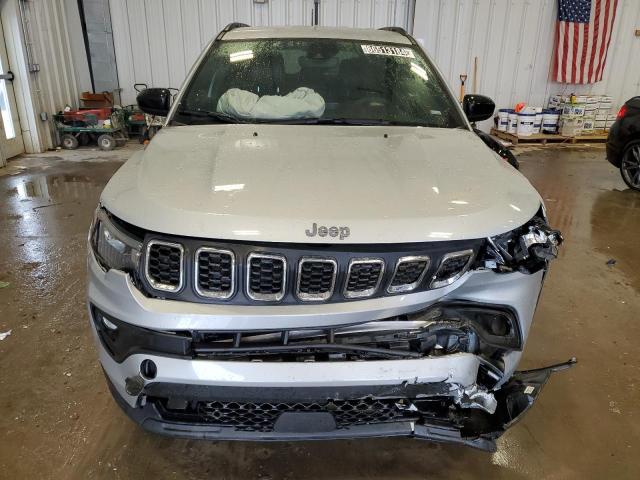 VIN 3C4NJDBN6RT118458 2024 JEEP COMPASS no.5