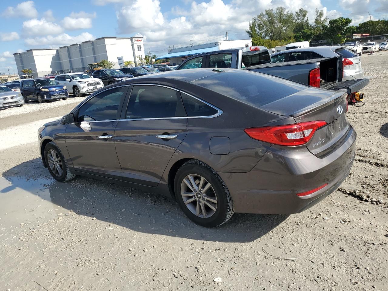 Lot #3033018997 2017 HYUNDAI SONATA SE