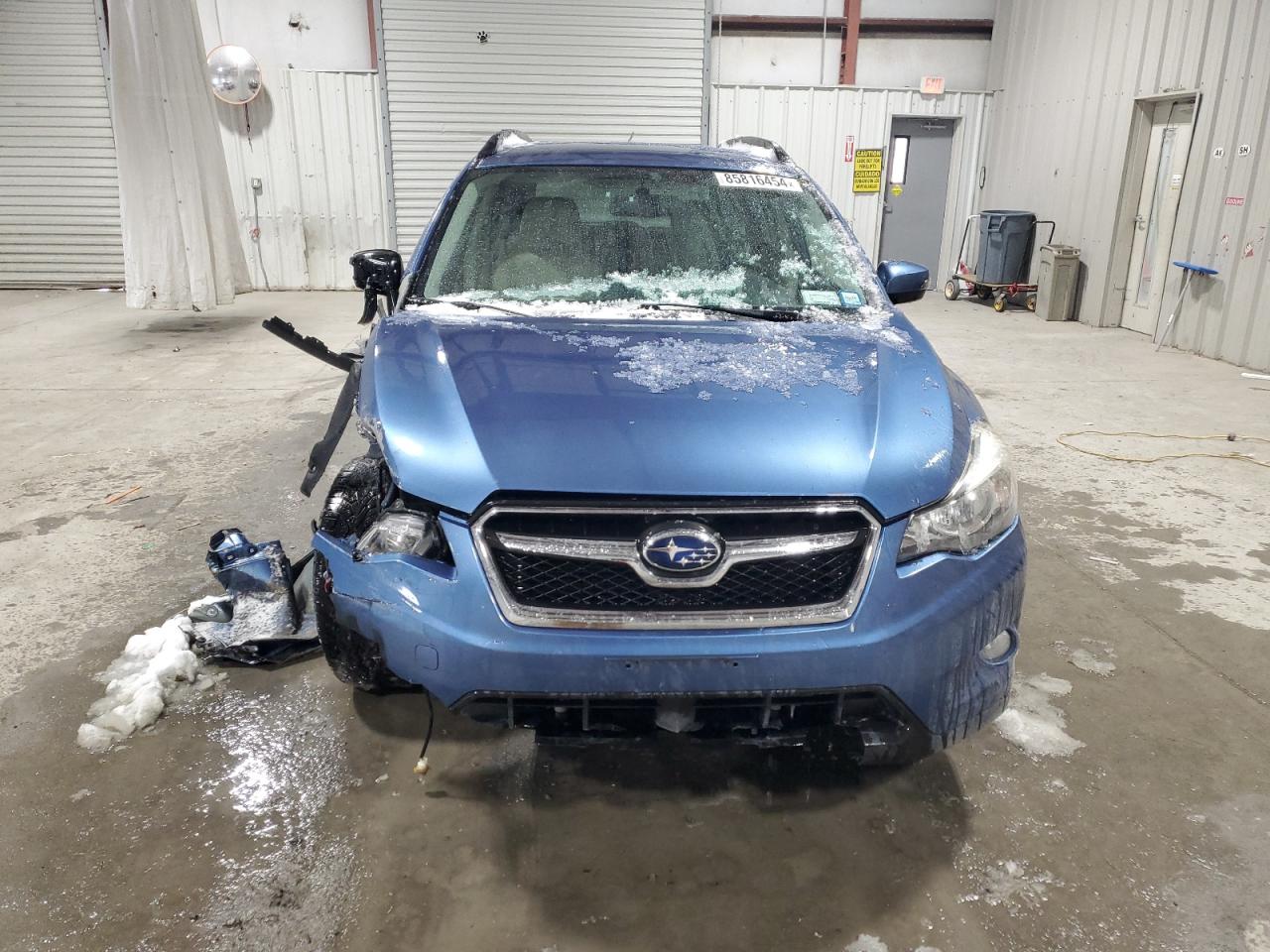 Lot #3033081016 2015 SUBARU XV CROSSTR