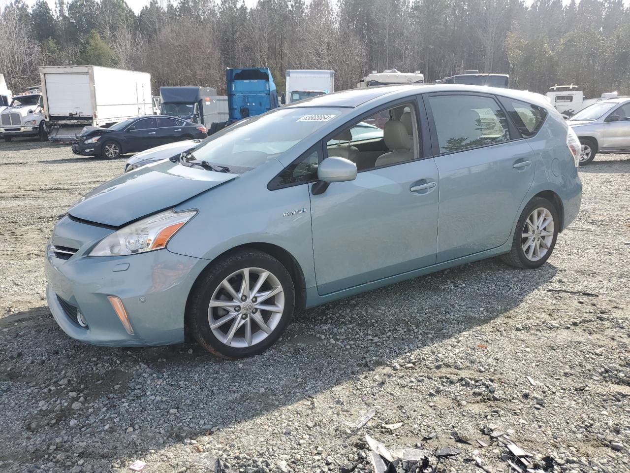 Lot #3037687021 2014 TOYOTA PRIUS V