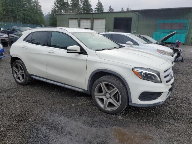 VIN WDCTG4GB7FJ097928 2015 MERCEDES-BENZ GLA-CLASS no.4