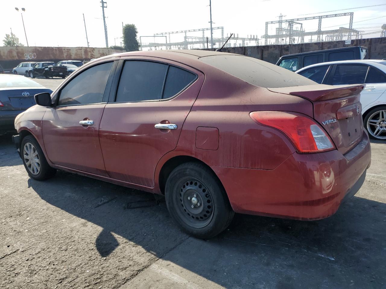 Lot #3034621753 2019 NISSAN VERSA S