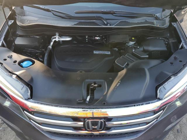 2018 HONDA PILOT TOUR - 5FNYF6H93JB055522