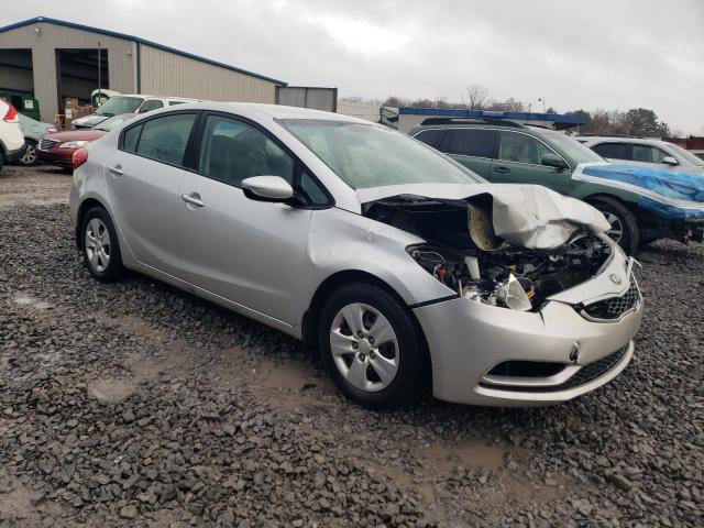 VIN KNAFK4A60F5298847 2015 KIA FORTE no.4