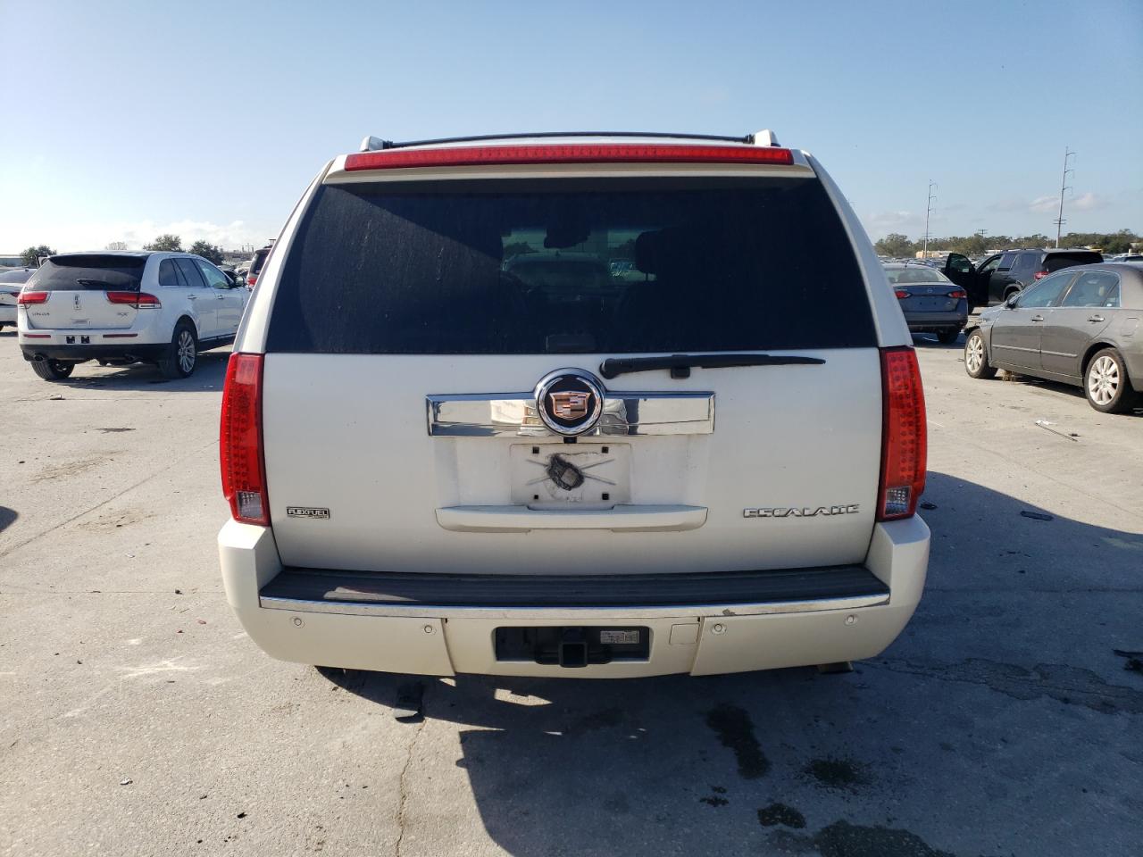 Lot #3029629096 2011 CADILLAC ESCALADE L