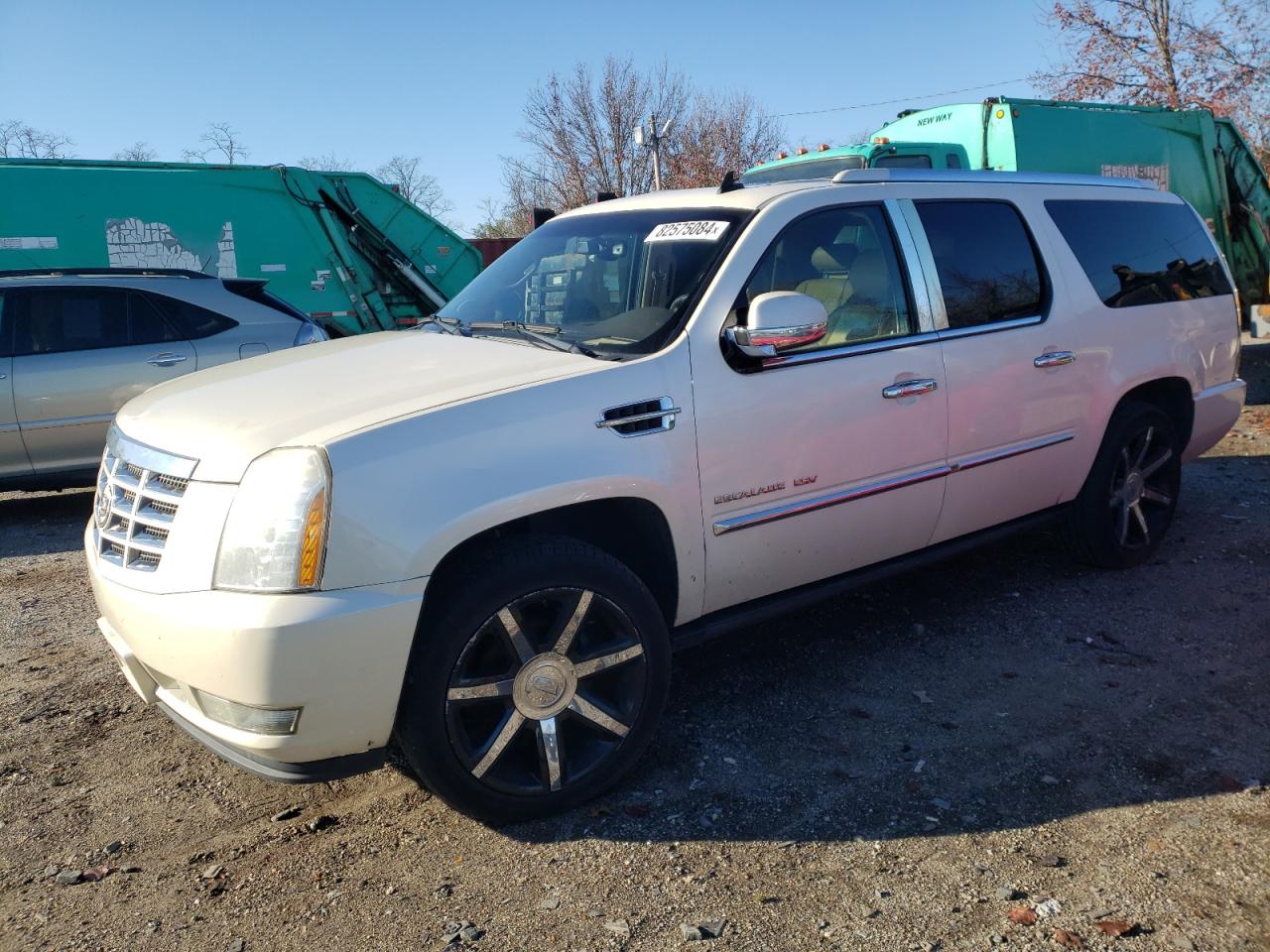 Lot #3023280903 2010 CADILLAC ESCALADE E