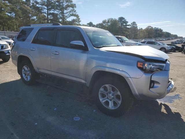 2019 TOYOTA 4RUNNER SR - JTEZU5JR4K5201942