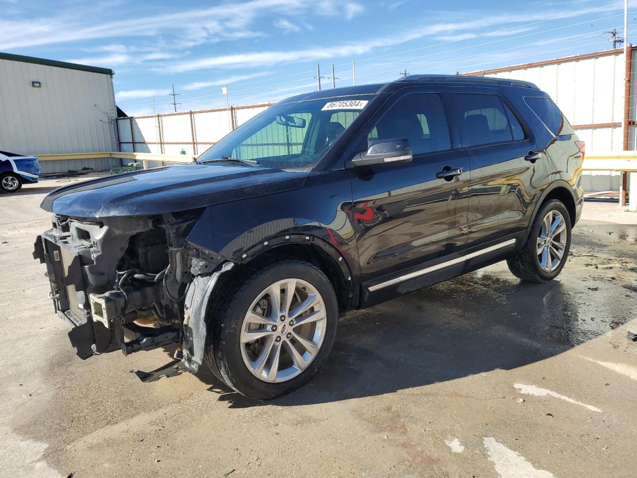  Salvage Ford Explorer