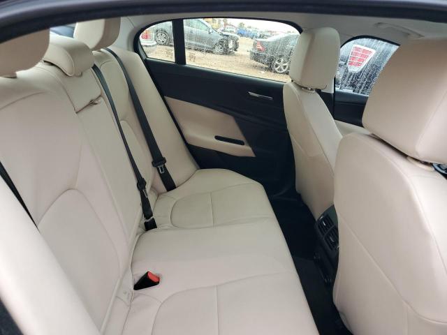 2017 JAGUAR XE PREMIUM SAJAD4BG1HA969310