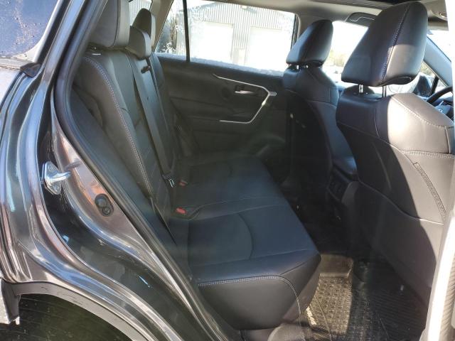 2022 TOYOTA RAV4 XLE - 2T3R1RFV0NC297982