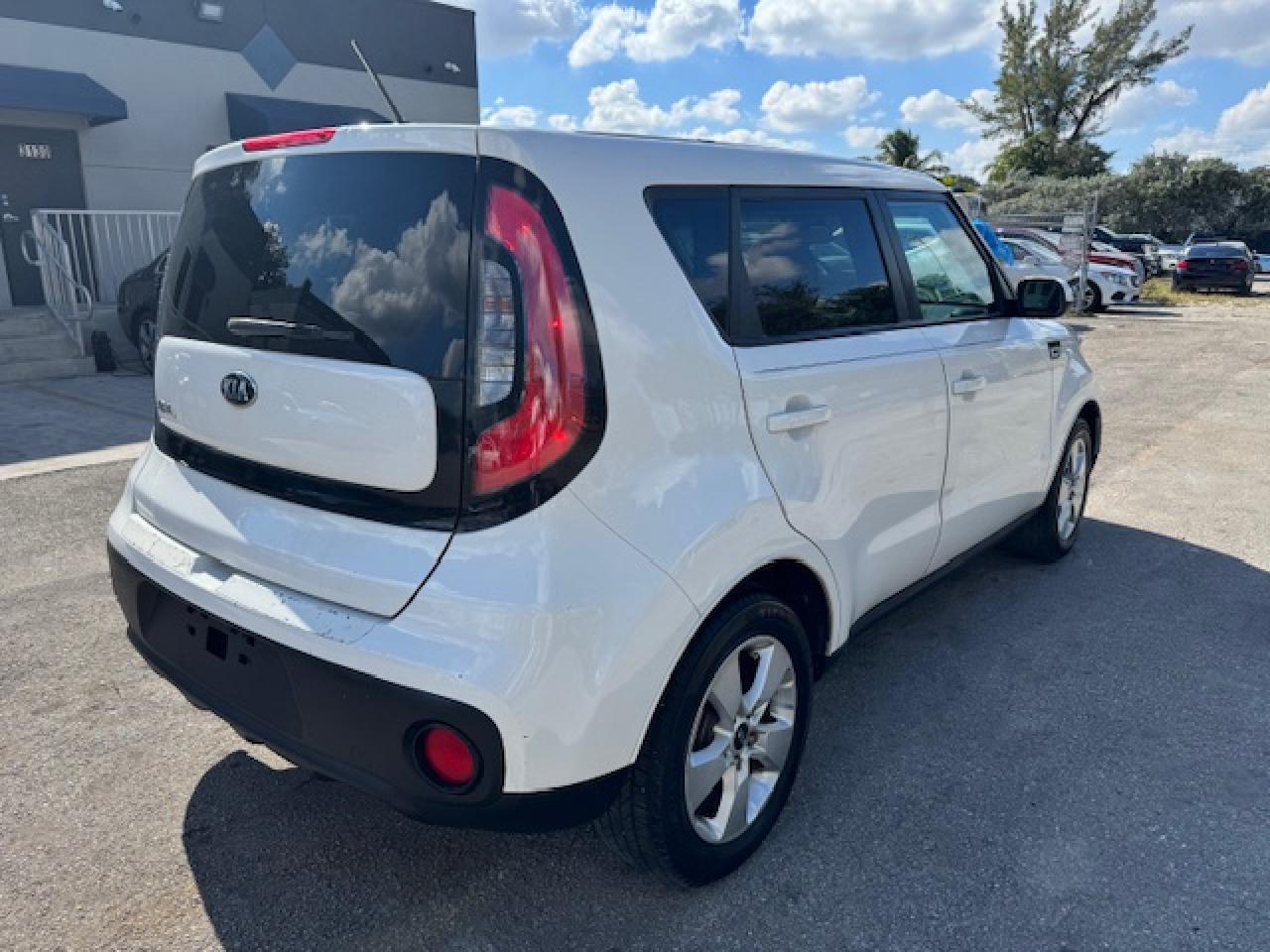 Lot #3034287101 2017 KIA SOUL