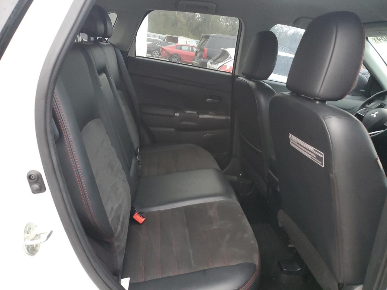 Mitsubishi Outlander 2018