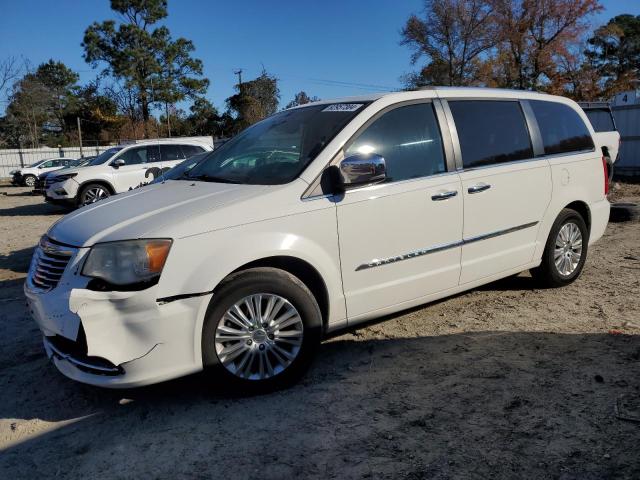CHRYSLER TOWN & COU