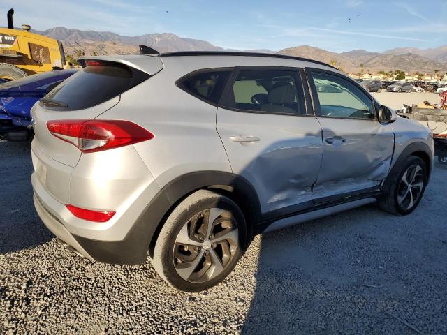 VIN KM8J33A25JU639767 2018 HYUNDAI TUCSON no.3