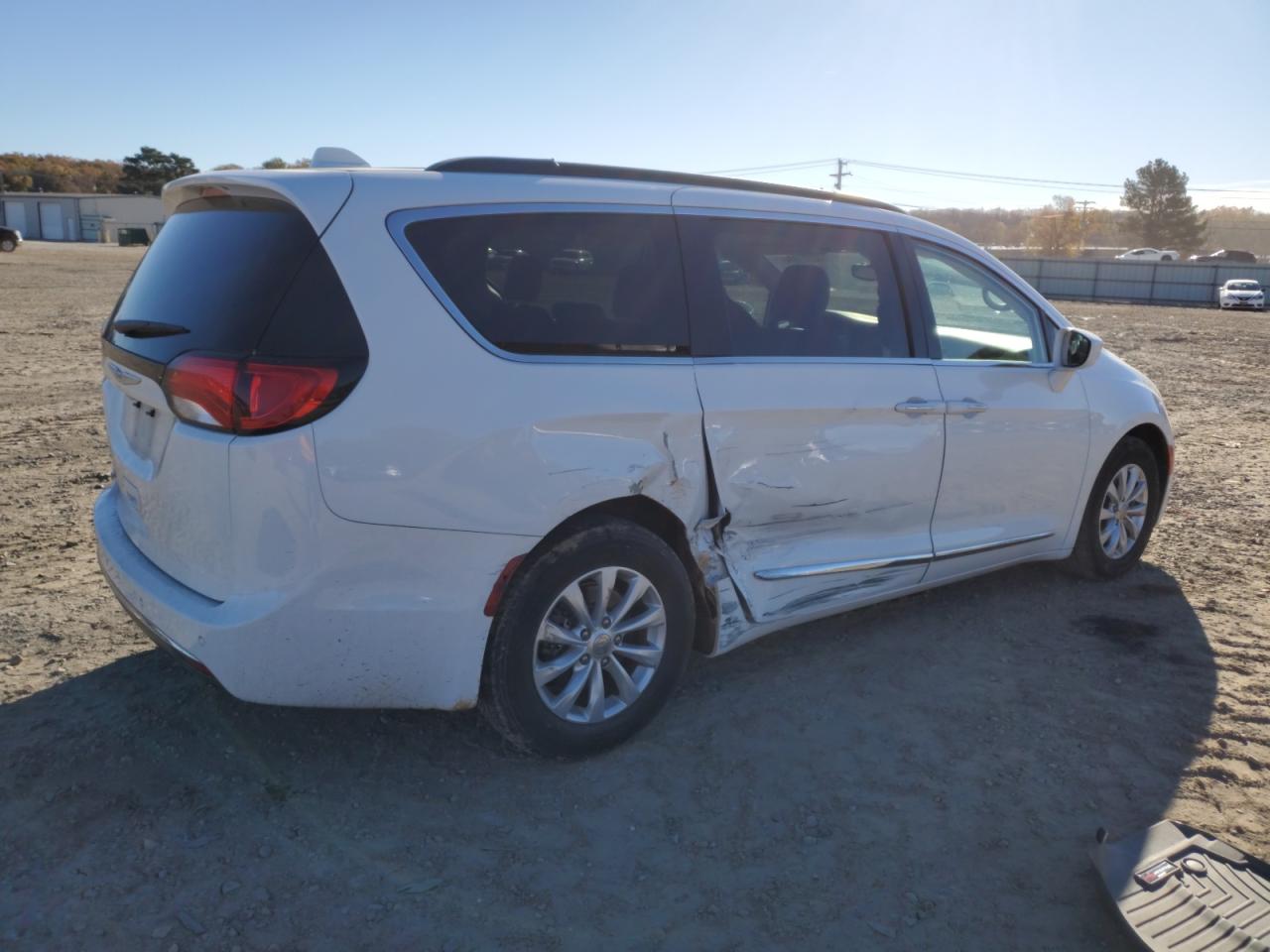 Lot #3029567079 2017 CHRYSLER PACIFICA