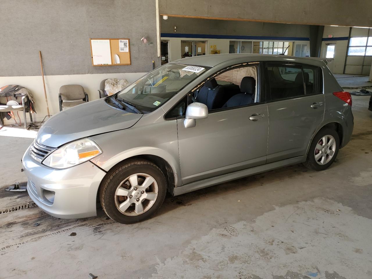 Lot #3029445686 2011 NISSAN VERSA S