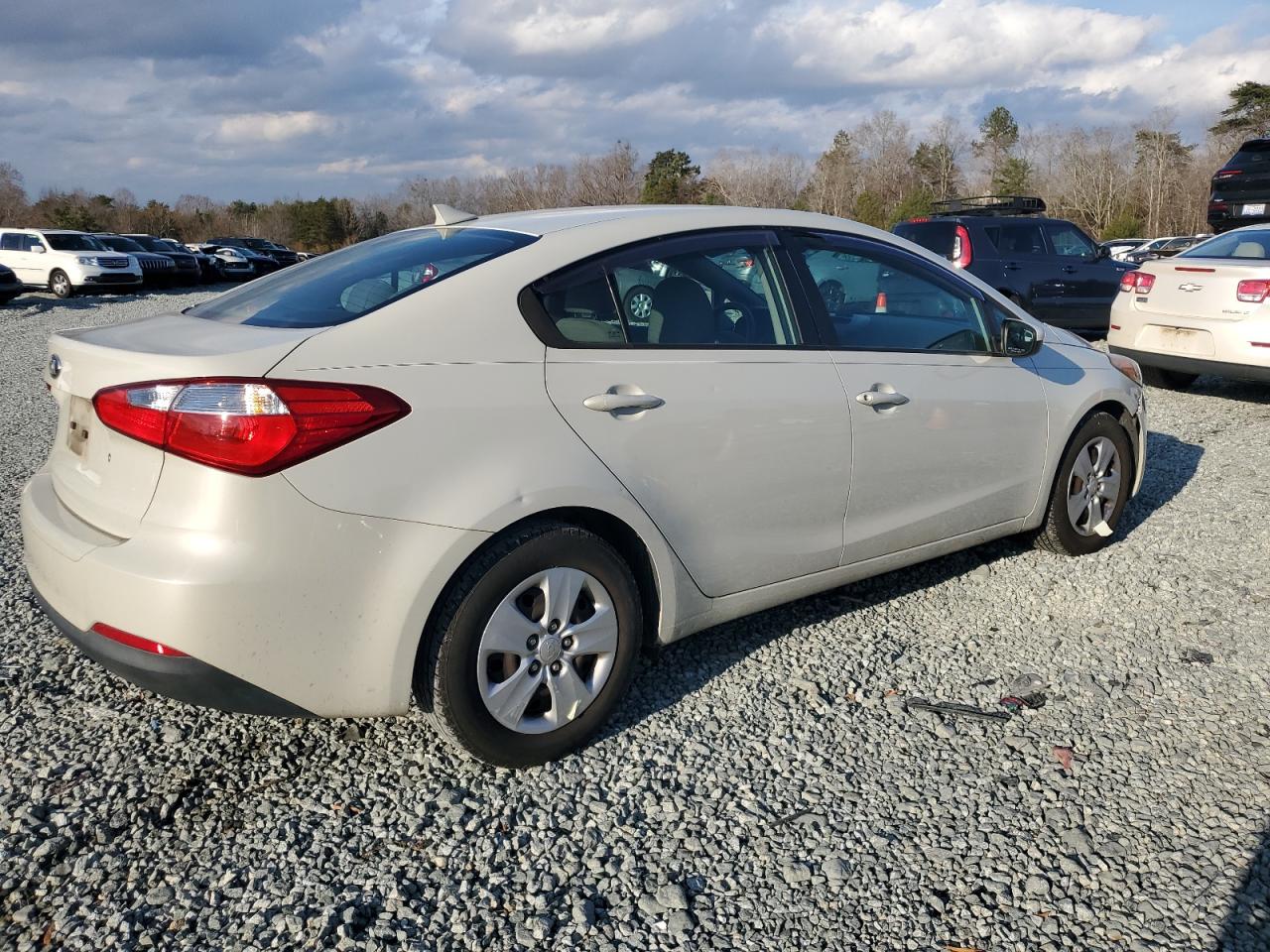 Lot #3038097192 2015 KIA FORTE LX