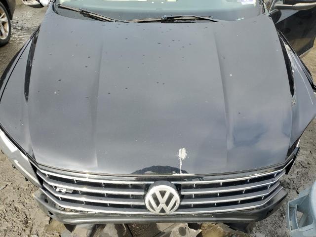 2017 VOLKSWAGEN PASSAT R-L - 1VWDT7A30HC064041