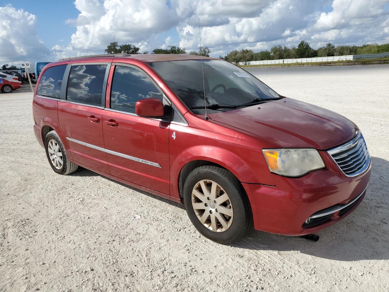 Lot #3028653319 2014 CHRYSLER TOWN & COU