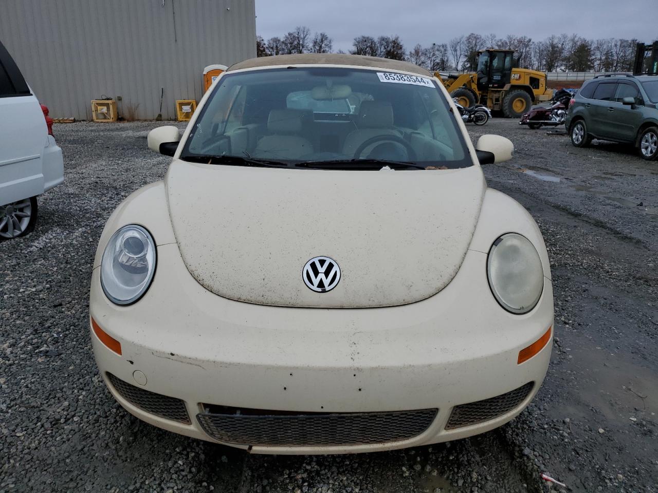 Lot #3027114818 2010 VOLKSWAGEN NEW BEETLE